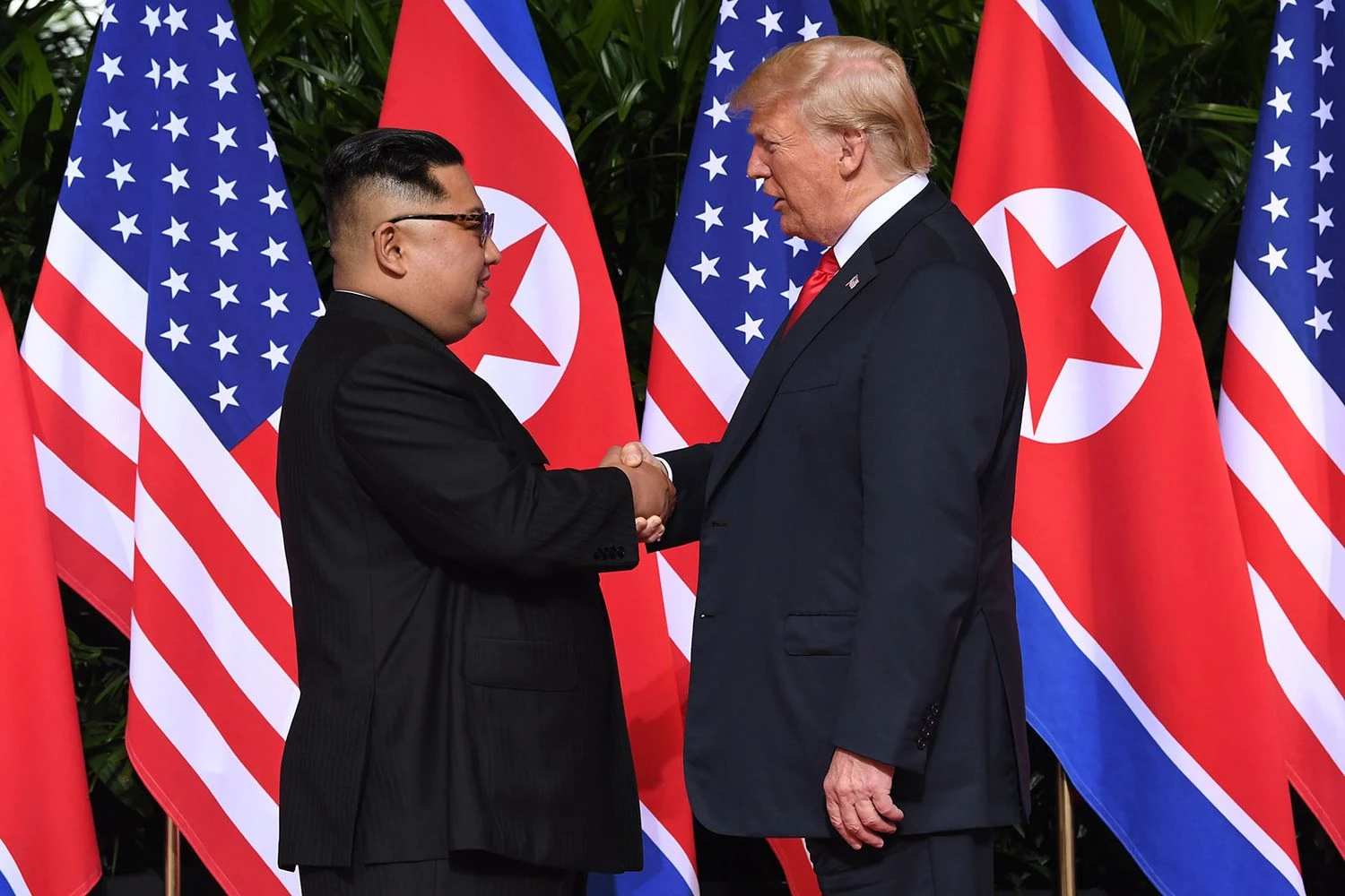Трамп хоче зустрітися з Кім Чен Ином