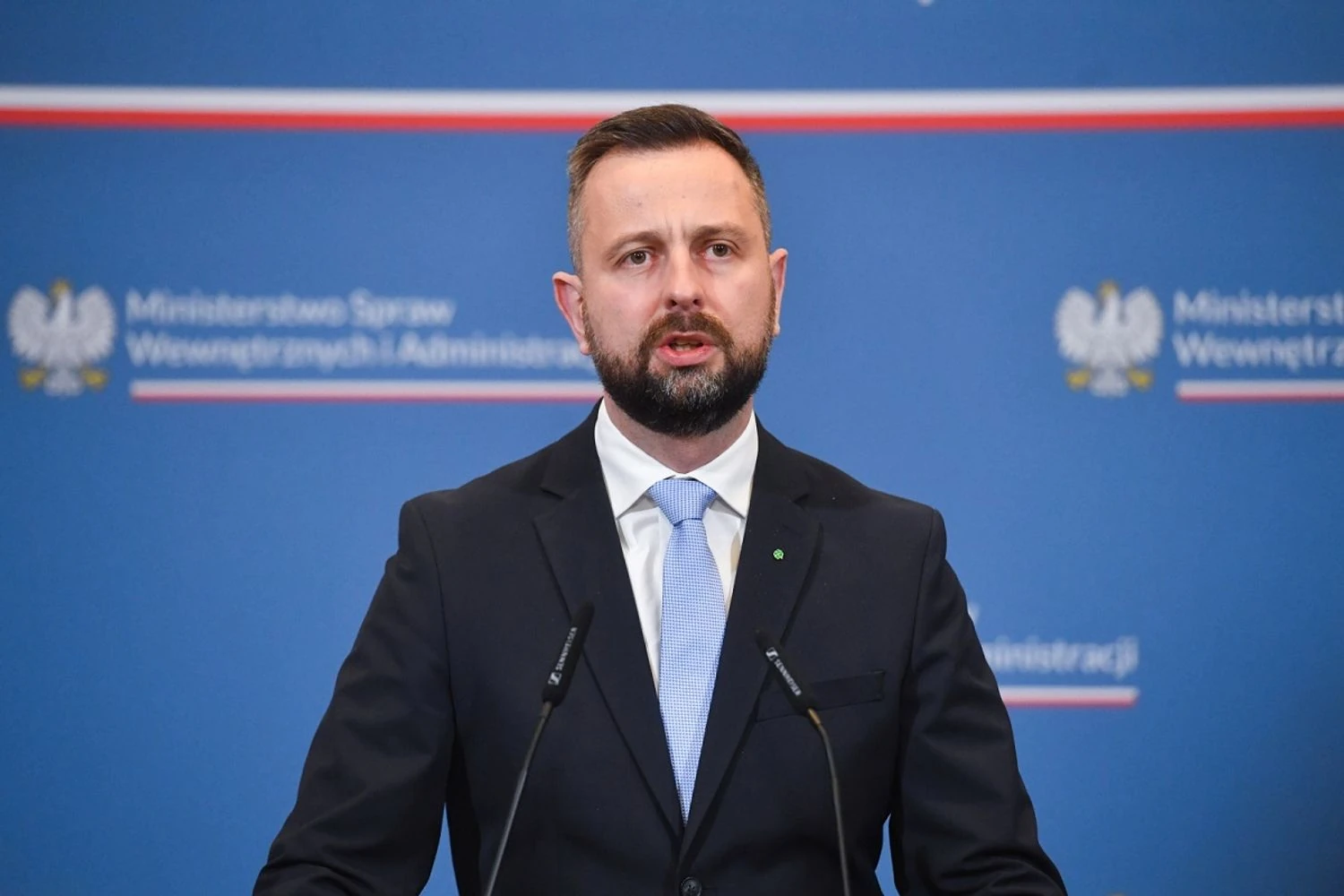 Міністр оборони Польщі провів розмову з представниками країн-союзниць на тлі атаки російських дронів на країну