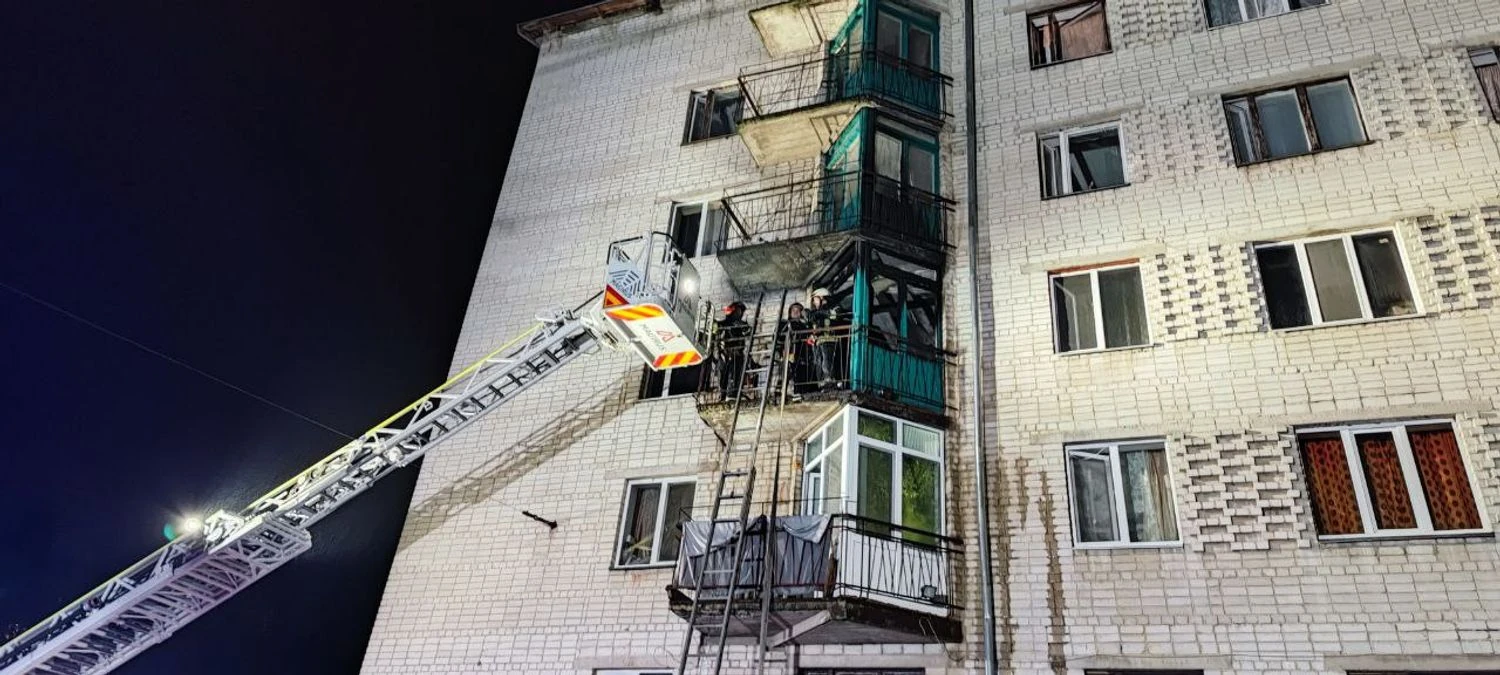 У Житомирі горів гуртожиток медінституту: постраждали четверо студентів
