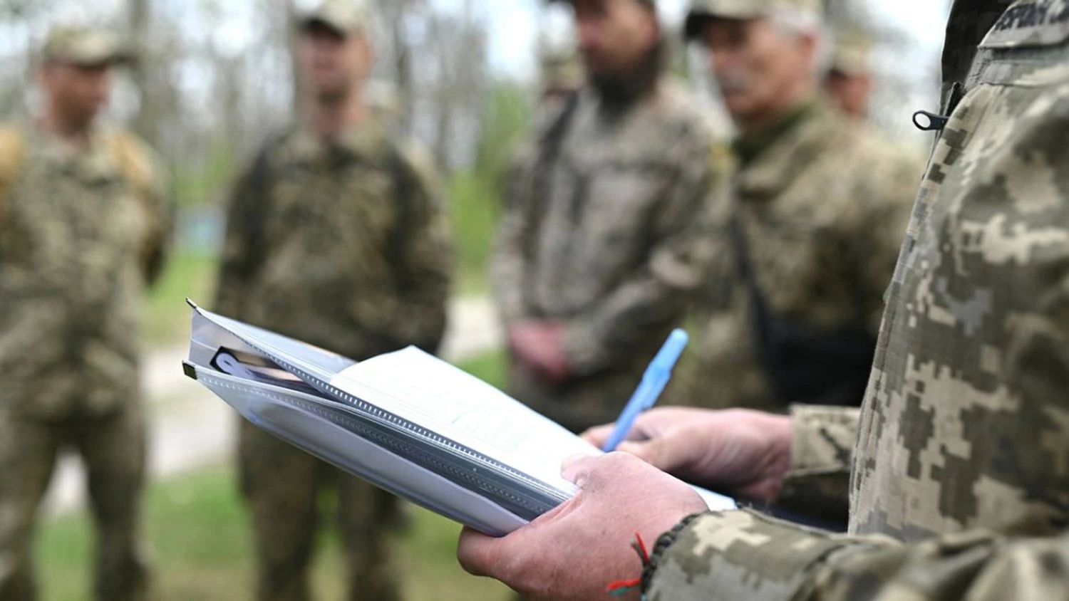 У Тернопільському ТЦК пояснили, чому вони почали ходити по клубах і ресторанах