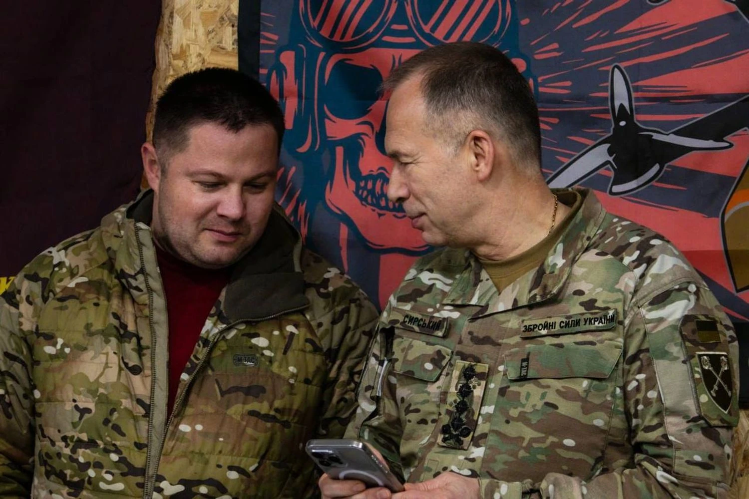 Противник не полишає спроб прорватися до багатоквартирних будинків: Сирський про ситуацію на Покровському та Очеретинському напрямках