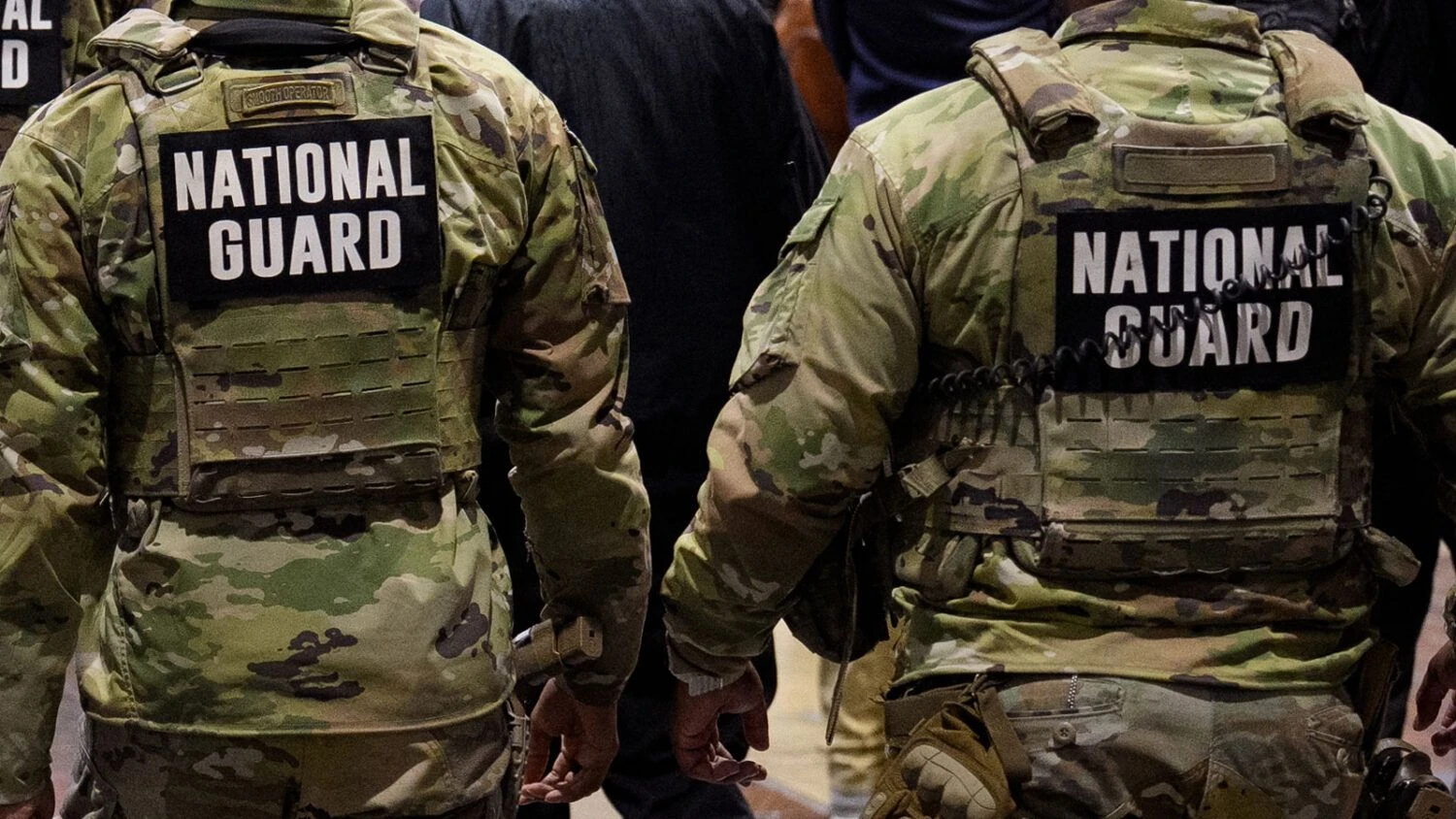 Стрілянина біля Білого дому: влада спростувала смерть двох нацгвардійців, а правоохоронці ідентифікували стрілка