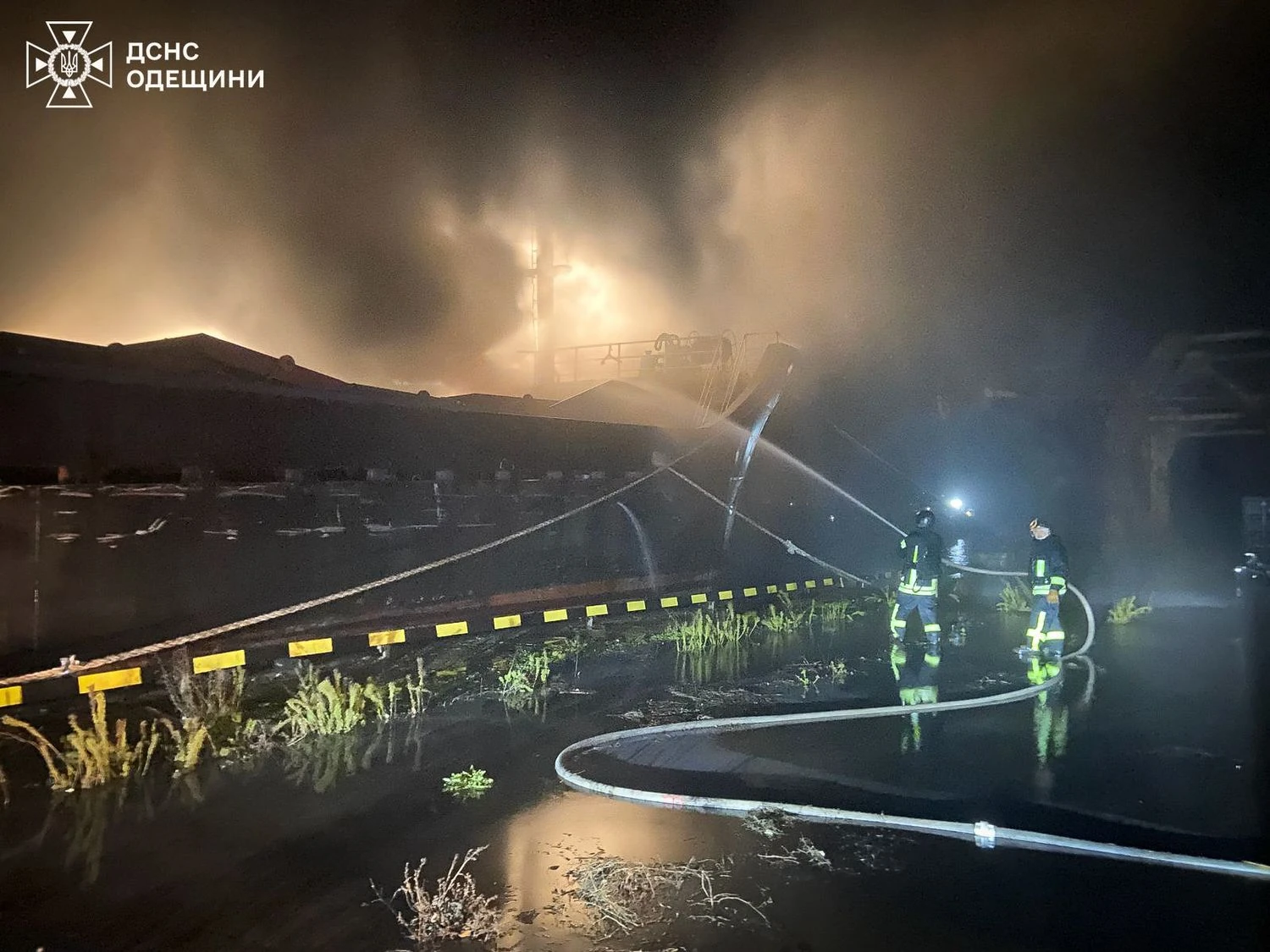 Судно під прапором Лівану з українською соєю пошкоджено в порту Одеси через атаку рф - віцепрем