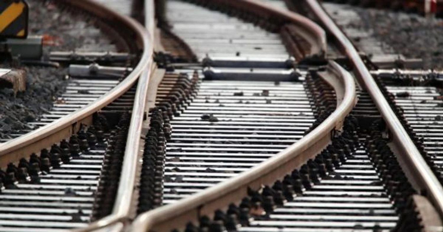 Вантажний потяг зійшов з рейок біля Коростеня після детонації, імовірно,