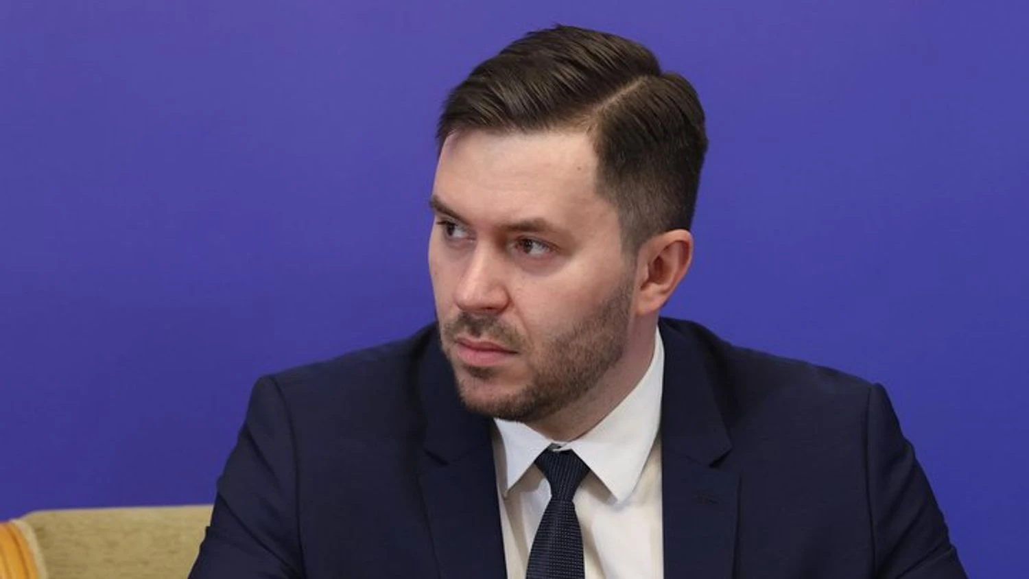 Зеленський звільнив голову НКЦПФР Магомедова