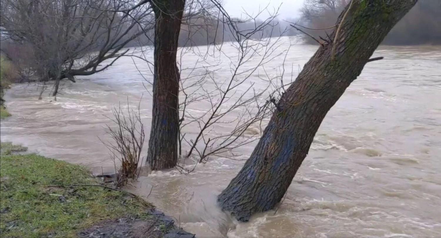 Кабмін доручив підготувати необхідні ресурси для проходження і подолання наслідків повеней навесні