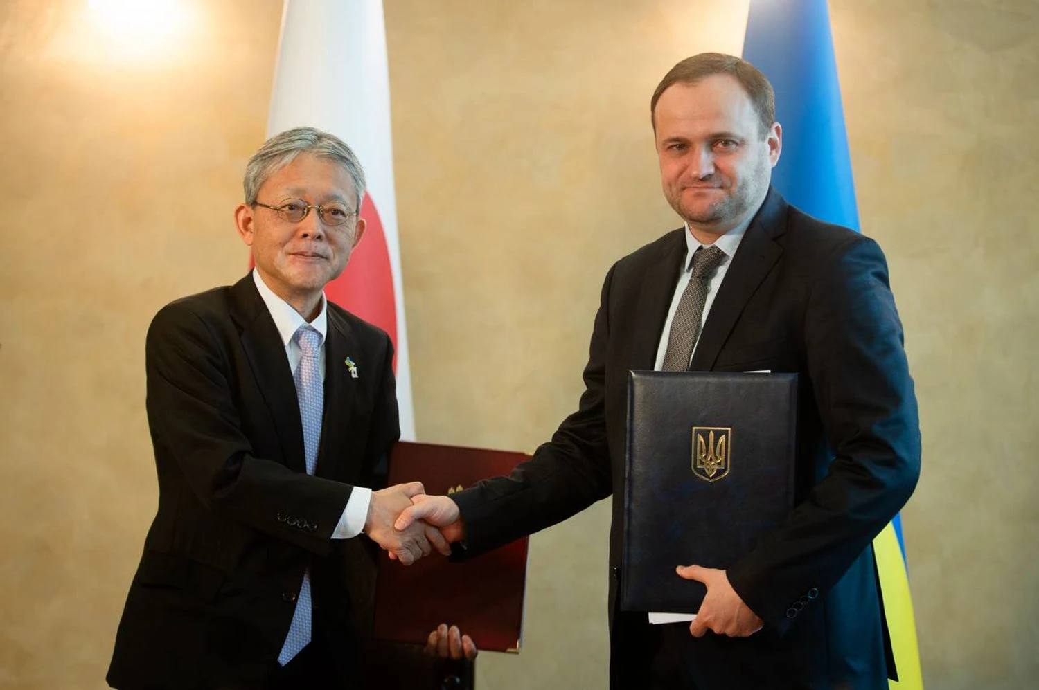 Японія виділяє Україні 41 мільйон доларів на відновлення громад