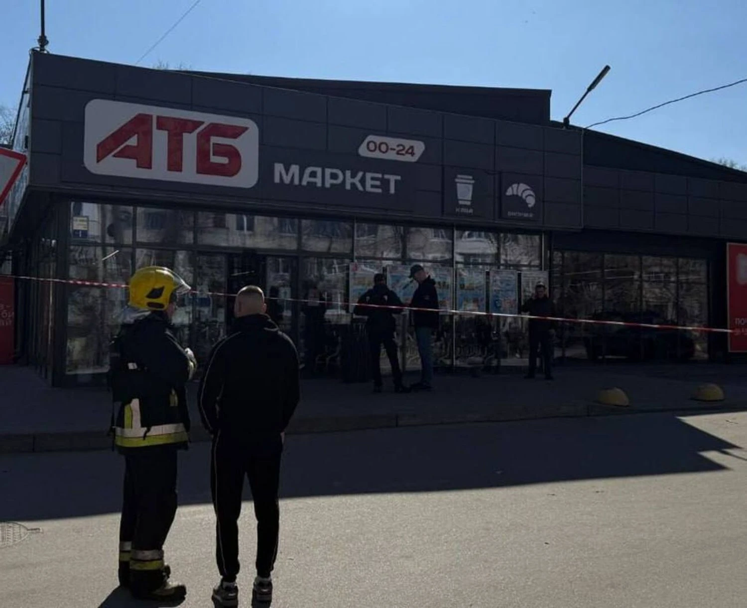 У чернігівському магазині мережі АТБ стався вибух - що відомо