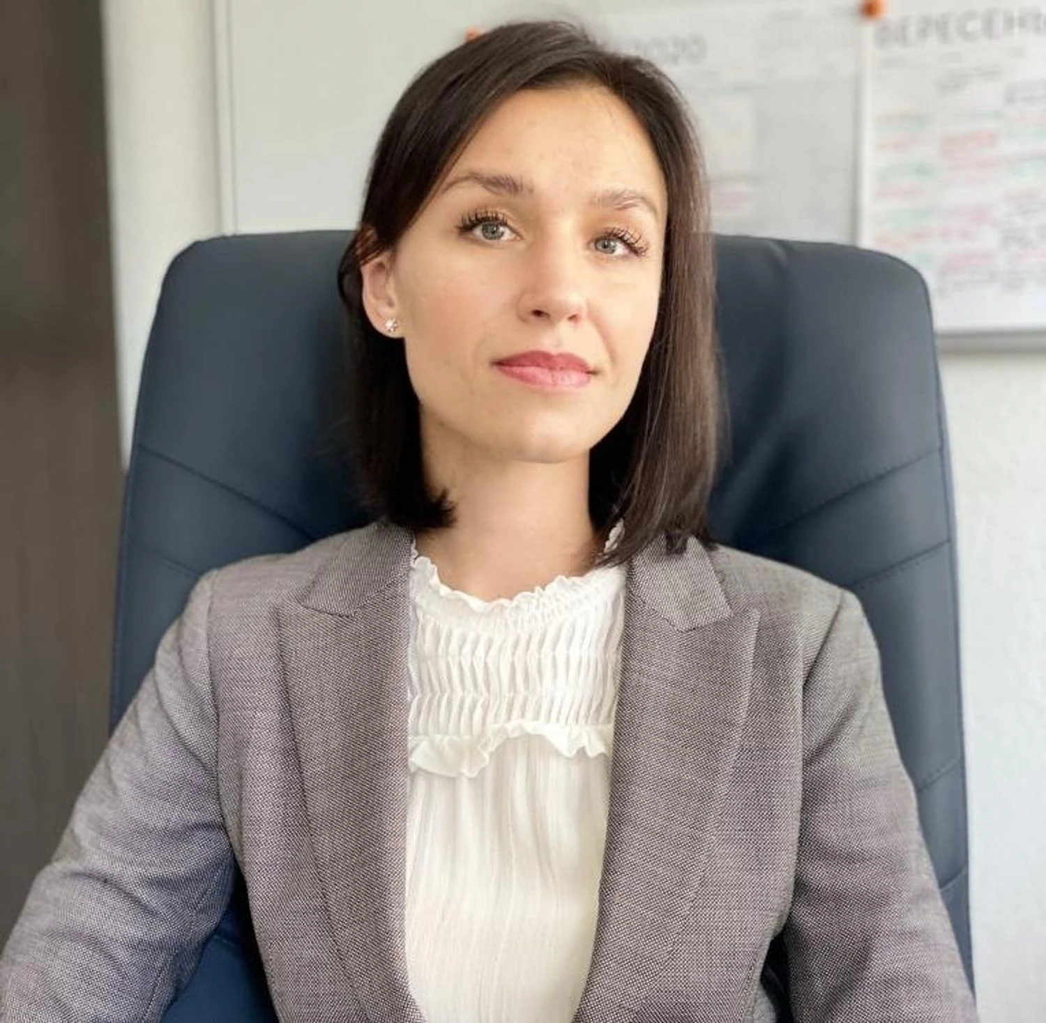 Суддя Вищого антикорупційного суду Сікора врятувала чоловіка від армії за допомогою фіктивного розлучення -