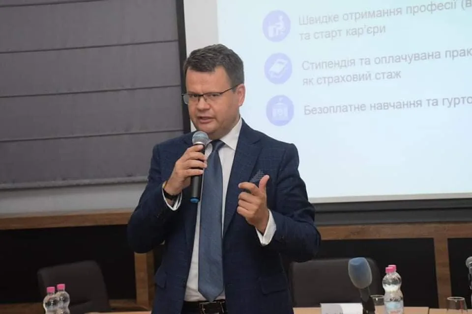 "Україна може впоратися без трудових мігрантів" - Ігор Гарбарук про дефіцит кадрів, демографію і майбутнє економіки