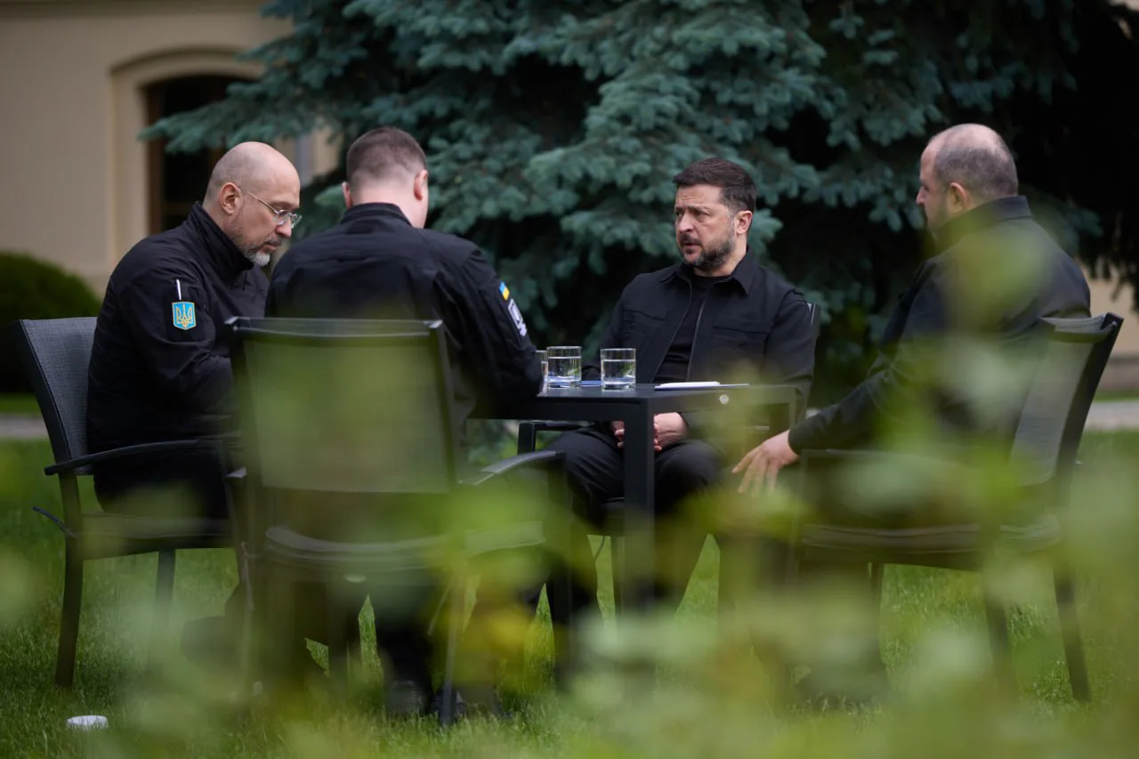 "Розраховуємо на візити та перемовини": Зеленський прагне активнішої комунікації зі США