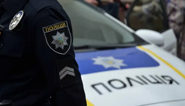 У Києві затримали чоловіка за підозрою у стрілянині в житловому дворі Дарницького району