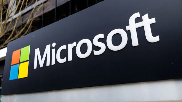 Microsoft продовжить технологічну підтримку України ще на рік