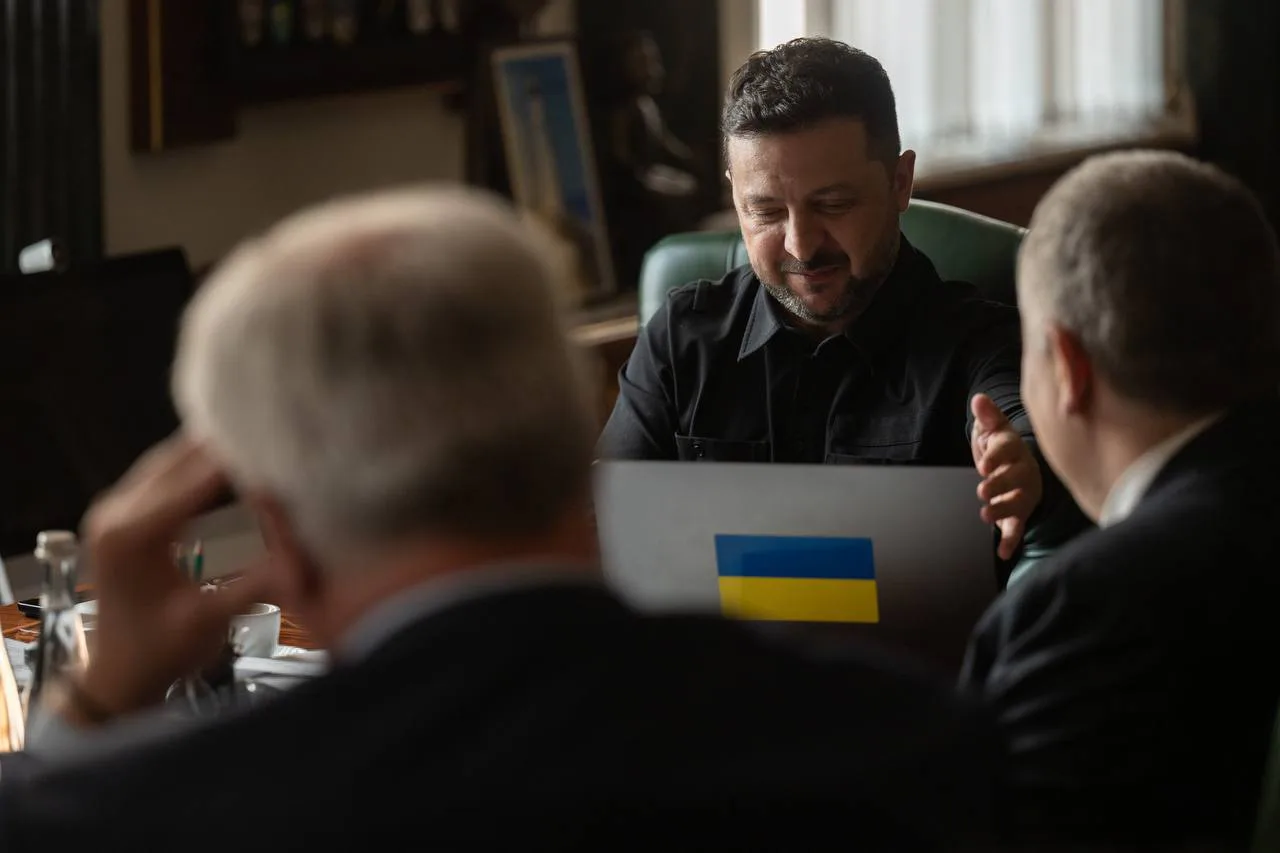 Зеленський і Рінкевичс обговорили оборонну співпрацю та вступ України до ЄС